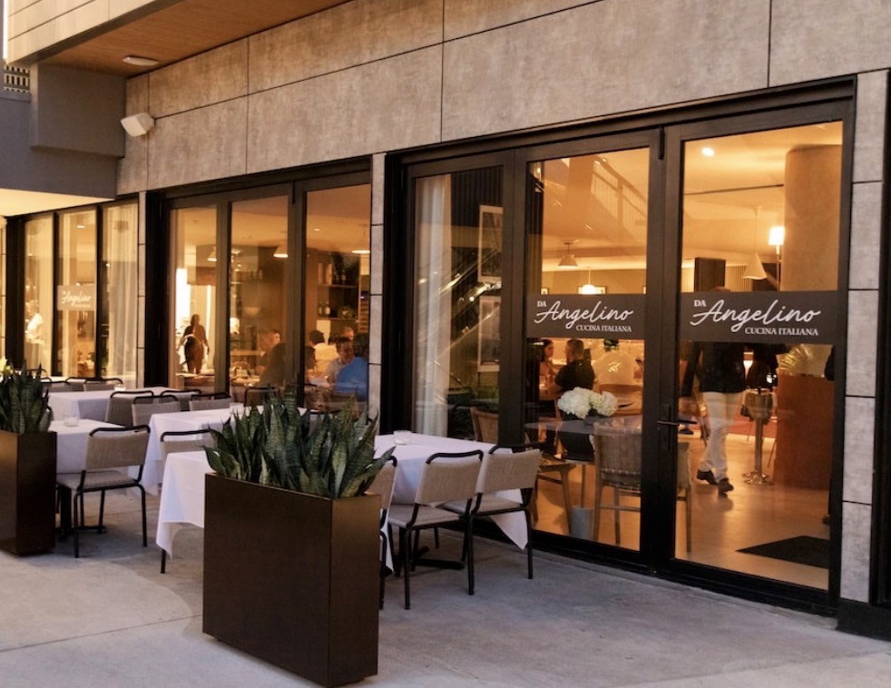 Da Angelino Cucina Italiana storefront with outdoor seating in Coconut Grove