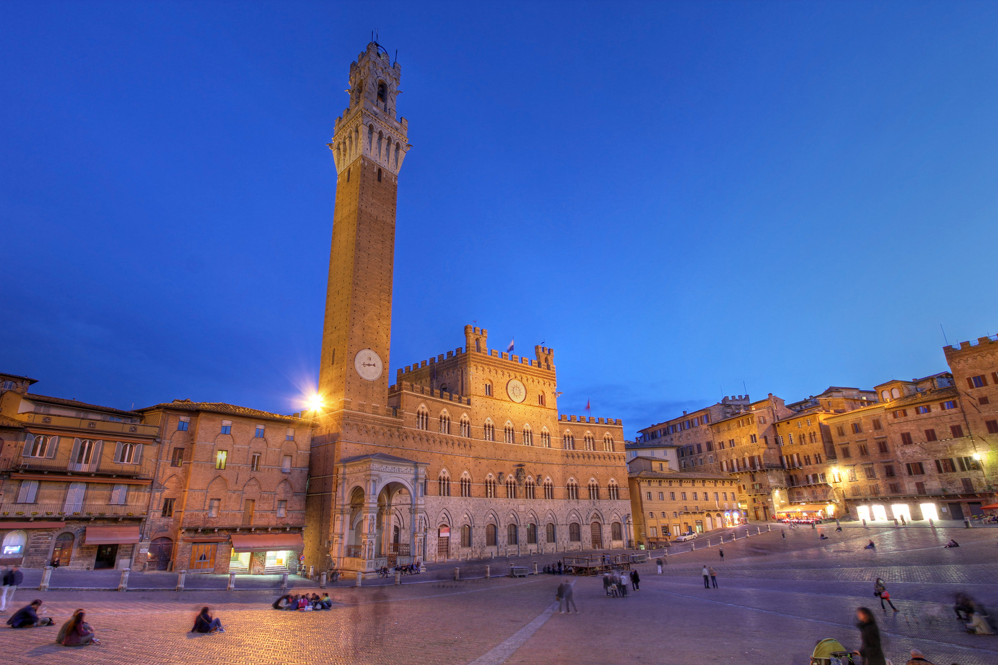 Palazzo Pubblico in Piazza del Campo in Siena